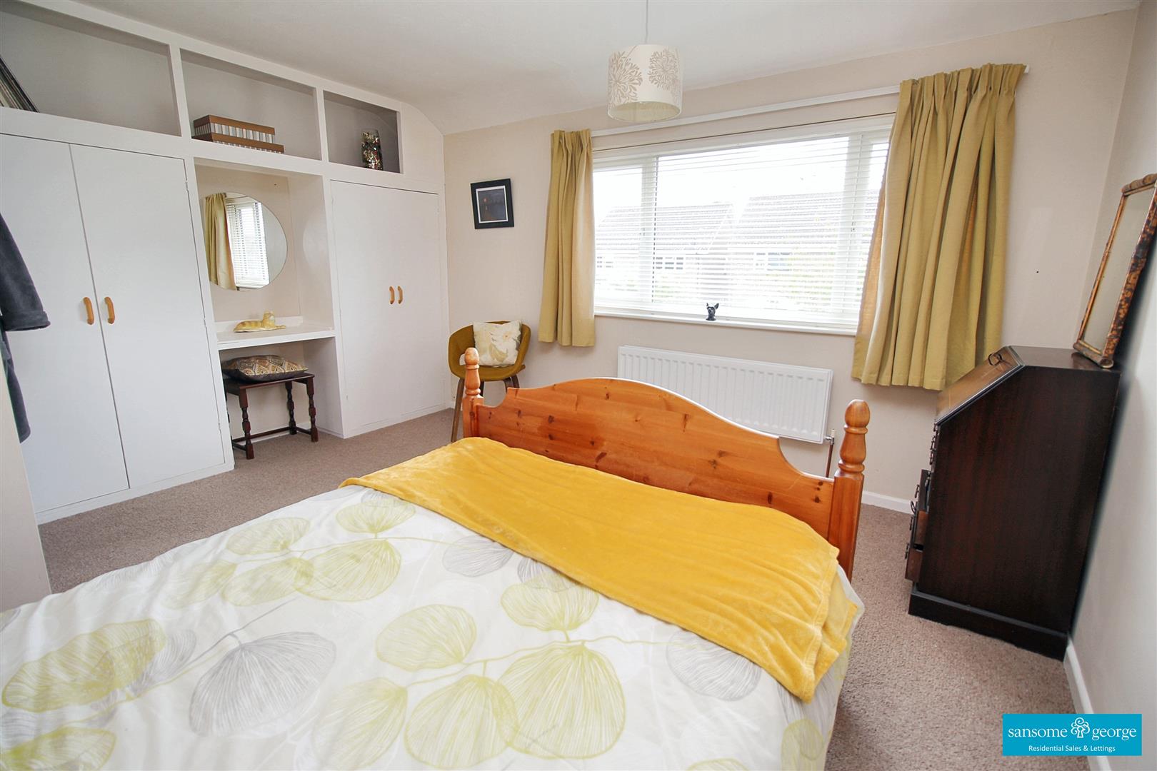 Alford Close, Tilehurst, Reading